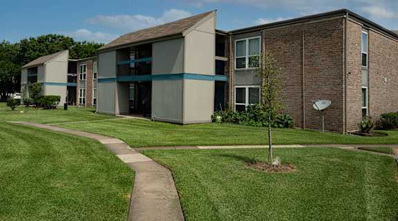 image of an apartment building at Southwest Village