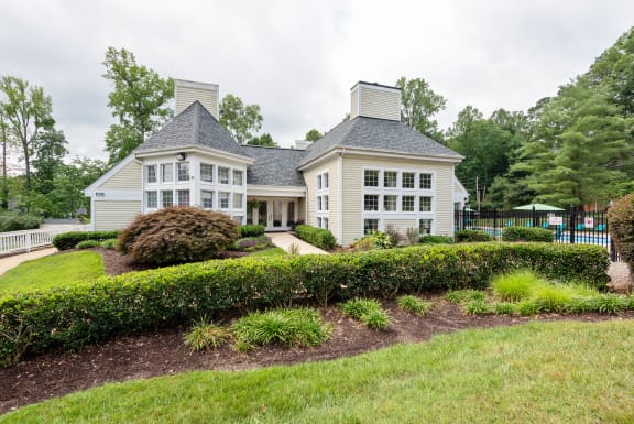 White House with a Garden at Ashton Creek in Chester, VA 23831