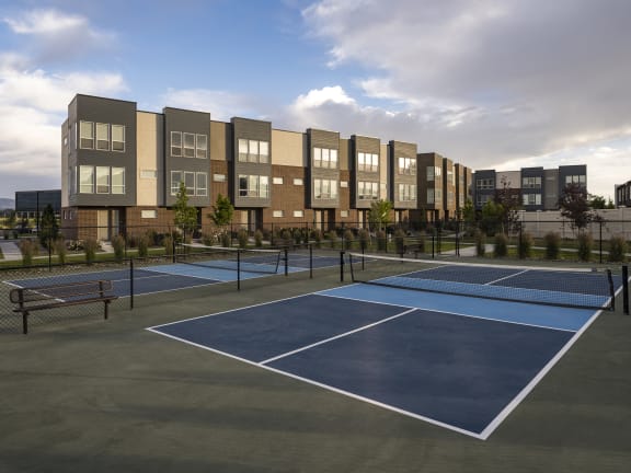 Pickleball Court at Parc View Apartments & Townhomes