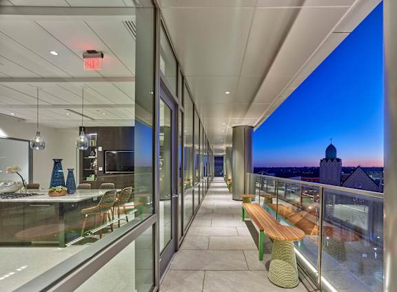 Premiere terrace