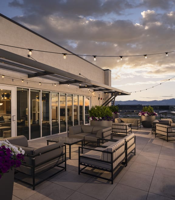 Rooftop Lounge at Parc View Apartments & Townhomes