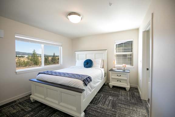 Beautiful Bright Bedroom With Wide Windows at River Landing at Mirabeau, Spokane Valley