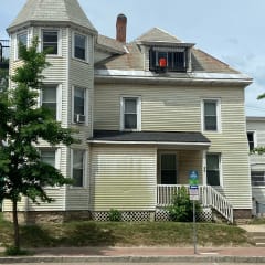 Exterior 33 East Allen