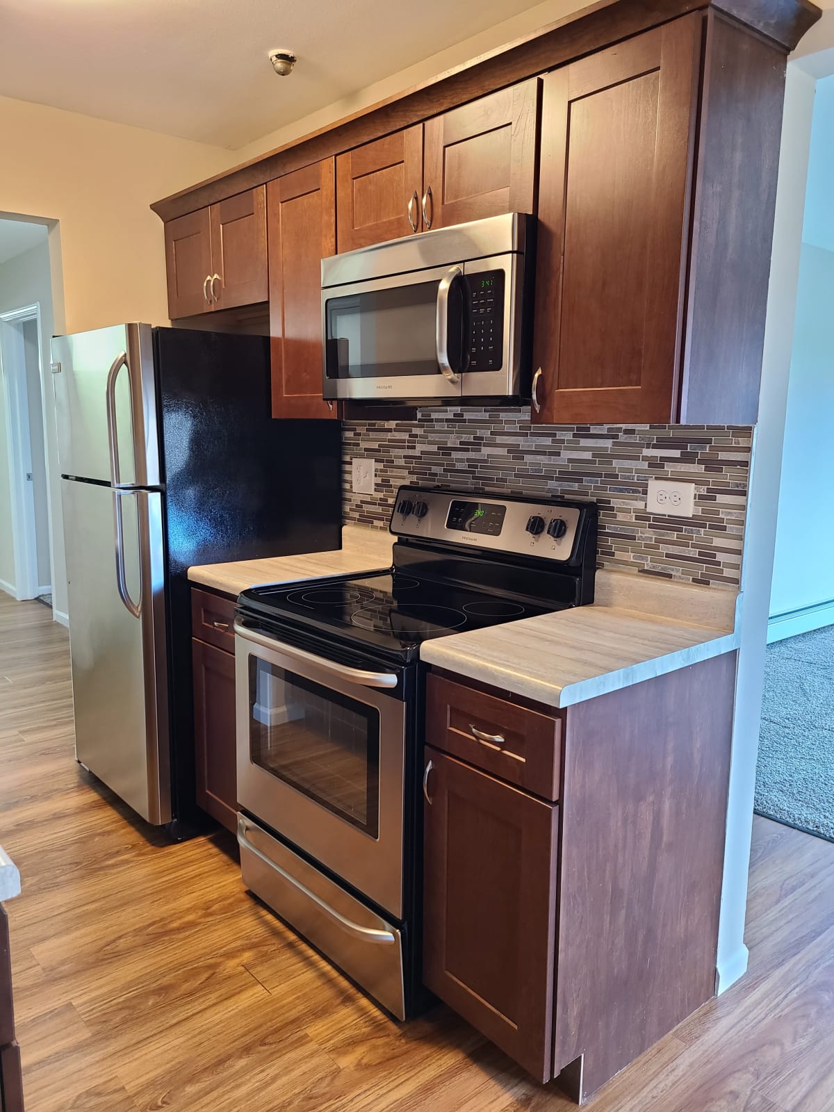 Stunning Cheap Apartments Willowbrook Richmond image