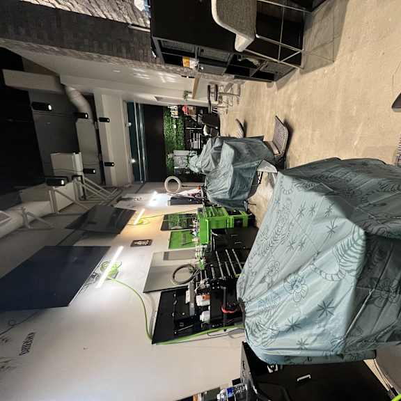 Hair Saloon