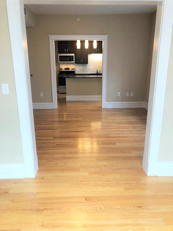 800 Eastgate Living