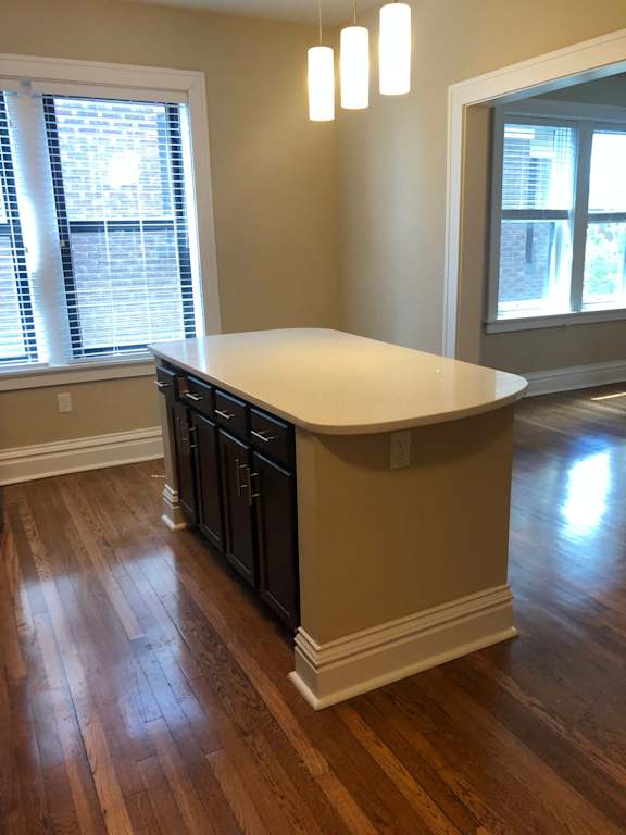 746 Eastgate Dining