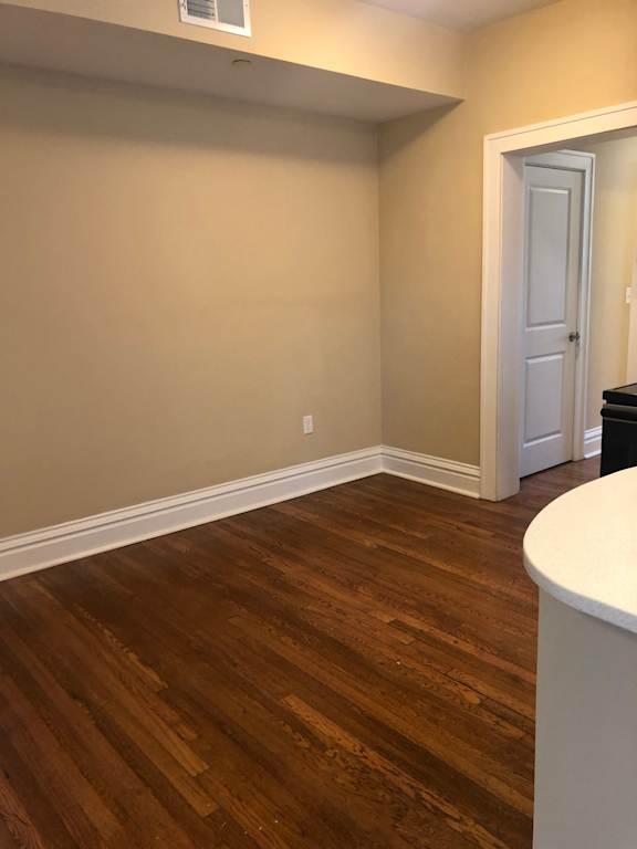 746 Eastgate Dining