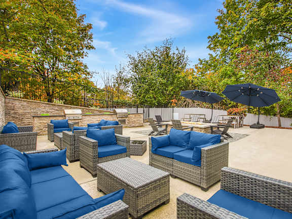 the courtyard at the whispering winds apartments in pearland, tx