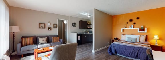 Tuscany Pool at Las Brisas Apartments, Colton, California, 92324