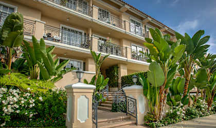 Apartment Building in Santa Monica