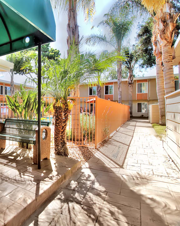 Leasing Office Exterior at Latham Court, Mountain View