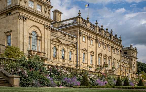 a view of chatsworth house in derbyshire
