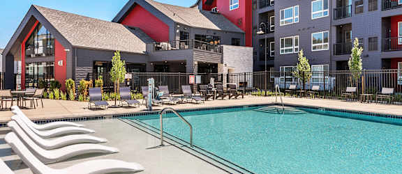 Arazo resort-style pool