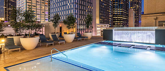 Main 3 Downtown - City Views - Banner