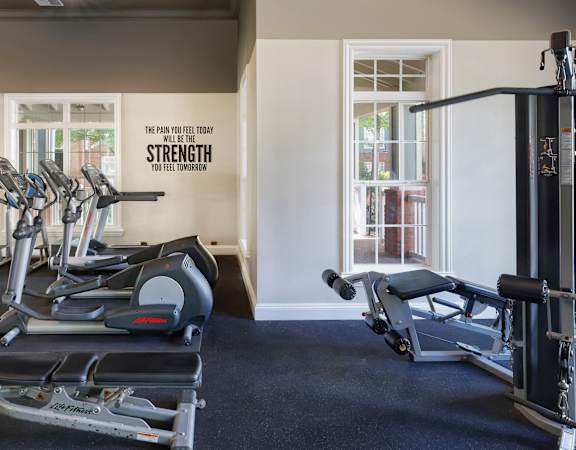 Belle Harbour Apartments - Fitness center