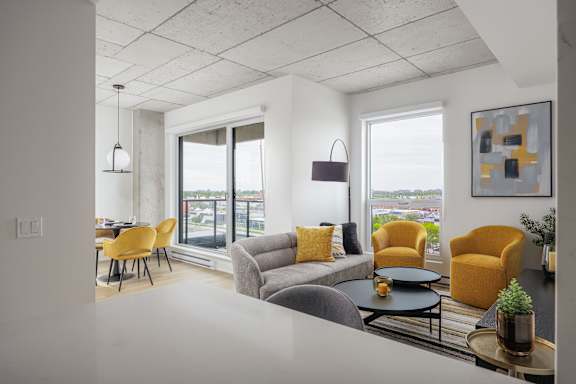 Spacious Living Room at Lynk De la Savane Apartments, Montreal, Québec