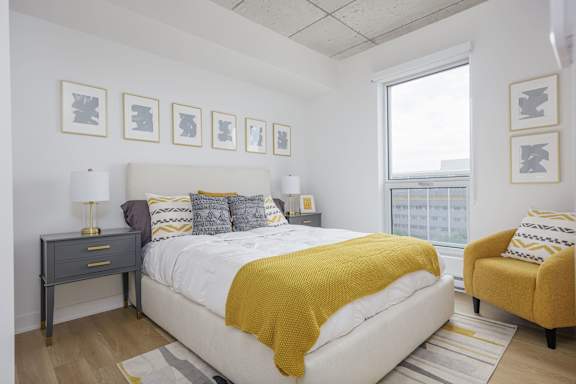 Bedroom at Lynk De la Savane Apartments, Québec, H4P 0E2