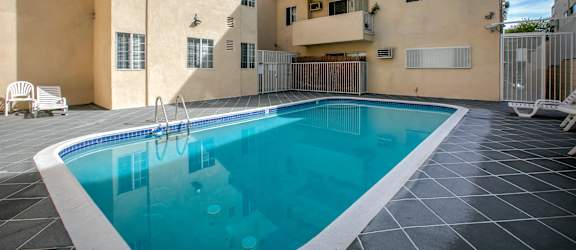 Apartment Building Pool in Los Angeles