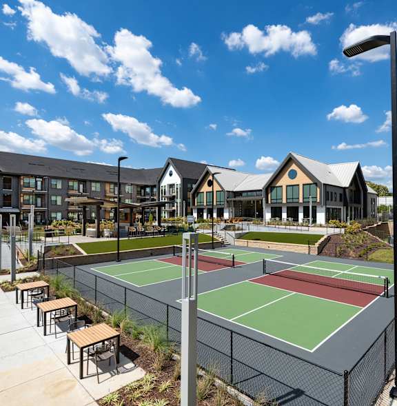 tennis courts at the resort at governors crossing apartments ut