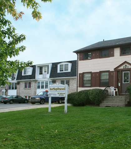 Englewood Apartments – Two-bedroom, One-full Bath Units – Studio Efficiency Unit – Off Street Parking – Kenmore-Tonawanda Schools – Pet Friendly 