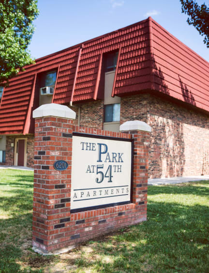 the sign in front of the park at 54 apartments
