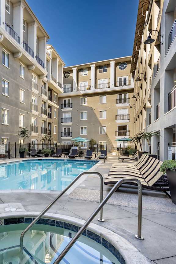 Pool spa at Caprielle Apartments in San Diego CA