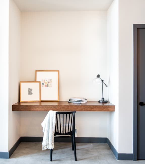 Work Desk at The 55 Elm Club, Hartford, CT