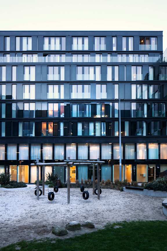 the building in which the hotel is located