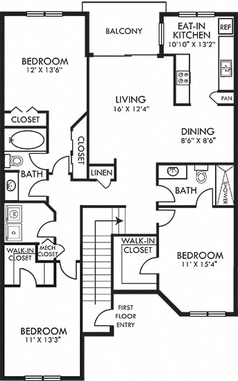 Royal Crest. 3 bedroom apartment. Kitchen with eating space. 2 full bathrooms, shower stall in master. Walk-in closets. Patio.