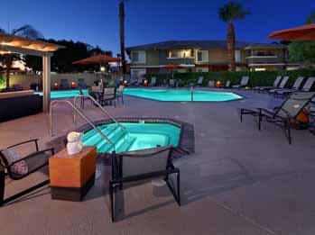 Spa and pool at MIRABELLA Apartments, 40300 Washington Street, Bermuda Dunes