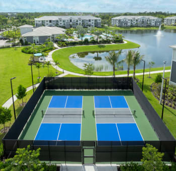 Double Pickleball Court at Everly Apartments in Naples FL