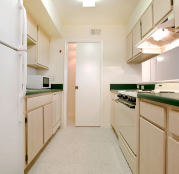 Fully Equipped Kitchens at Stoddert Place Affordable Apartments in Pensacola FL