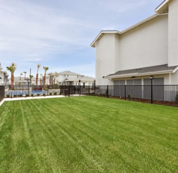 Fenced Pet Park at The Retreat at Merced Affordable Apartments in Merced CA