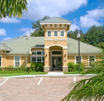 Exterior at Sabal Ridge Affordable Apartments in Tampa FL