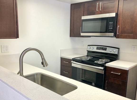 Whitley Lofts 2bd/2ba 1853 Whitley Ave Los Angeles CA 90028
