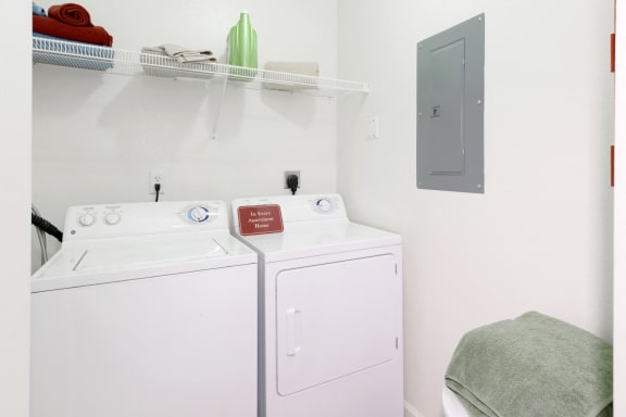 in-unit washer and dryer set at Cumberland Crossing in Rhode Island 02864
