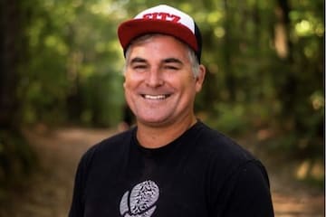 Artist Shawn Fitzwater of Fitz Signs & Murals in Birmingham, AL