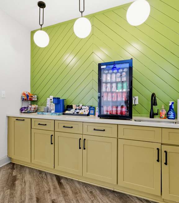 Coffee and beverage station at Eastlake Gardens Apartments, Decatur, GA 30032