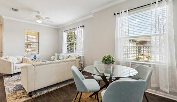 A Glass Dining Table at Flats on Chapel Apartments, Texas, 76712