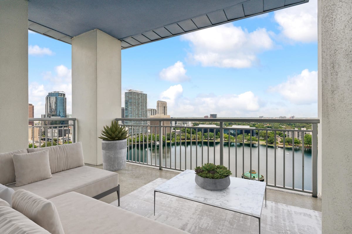 Picture of Penthouses in Orlando for Rent | Paramount on Lake Eola