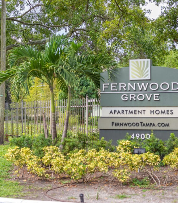 Entrance at Fernwood Grove Apartments, Tampa, FL, 33614