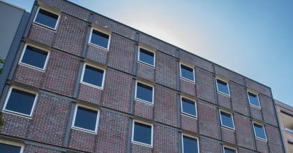 the building where the hotel is located