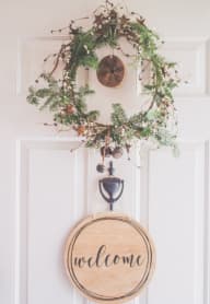 how to make a metal wreath hanger for your front door