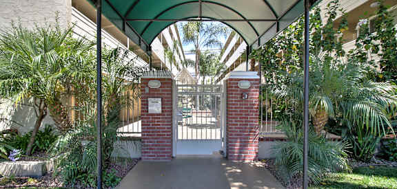 Appearance Of Main Entrance at Courtyard, Redwood City