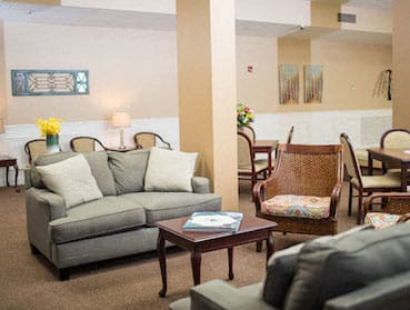 Episcopal Catholic Apartments in Winter Park, FL comfortable common areas