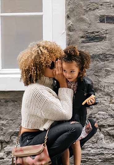 parent and child sharing stories at Domaine at Villebois in Wilsonville 97070