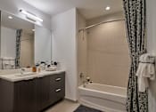 Thumbnail 14 of 60 - bathroom