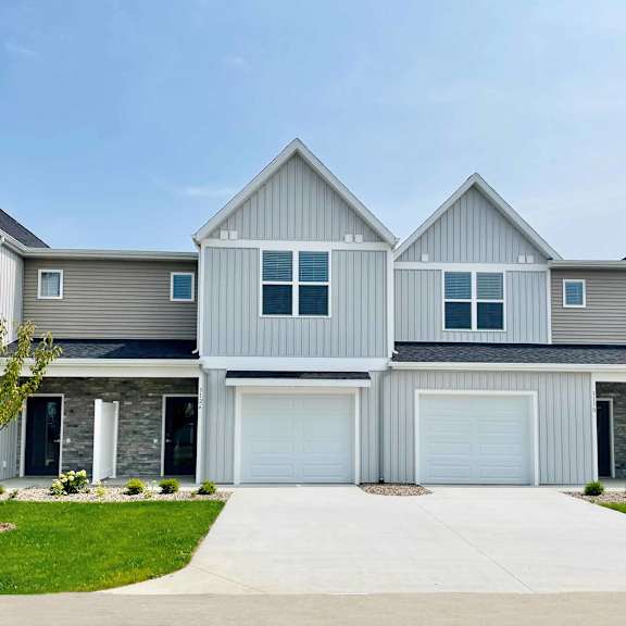 Garages available at Hudsonville, MI Apartments | Elmwood Lake Apartments in Hudsonville, MI