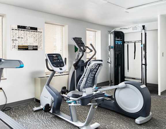 910 Penn - Fully-equipped 24-hour fitness center